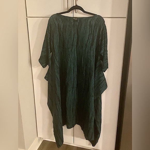 ONE OF A KIND TabiJust NYC Dress - Picture 1 of 5